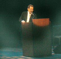 Dennis_Miller.jpg - 53536 Bytes