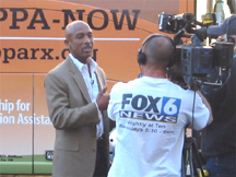 Montel_mini.jpg - 49169 Bytes